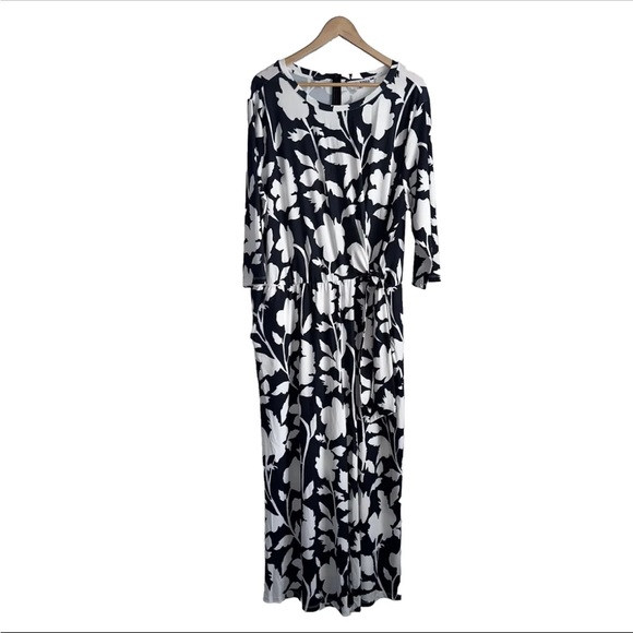 Everyday Jones Madeline Jones 1X Black White Floral Jumpsuit Pockets Wide Leg - Picture 5 of 9
